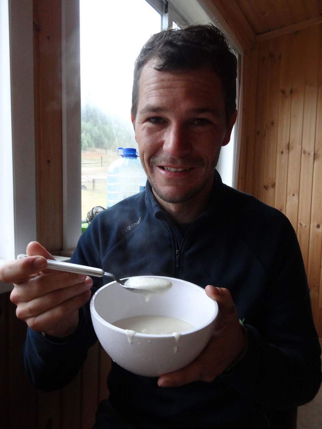 Jon eats porridge (kasha) for the first time in 10 years and decides it's not so bad after all...