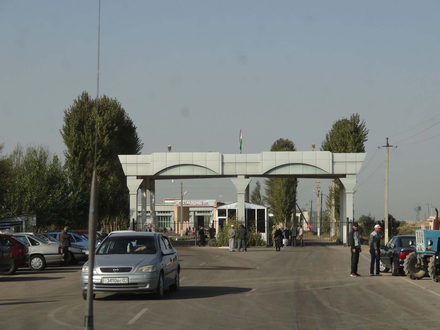 arriving at the Tajikistan side of the border from Khojand, the gate is closed but opened as soon as you arrive