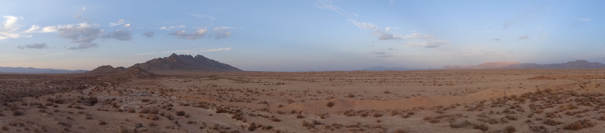 the desert near Yazd