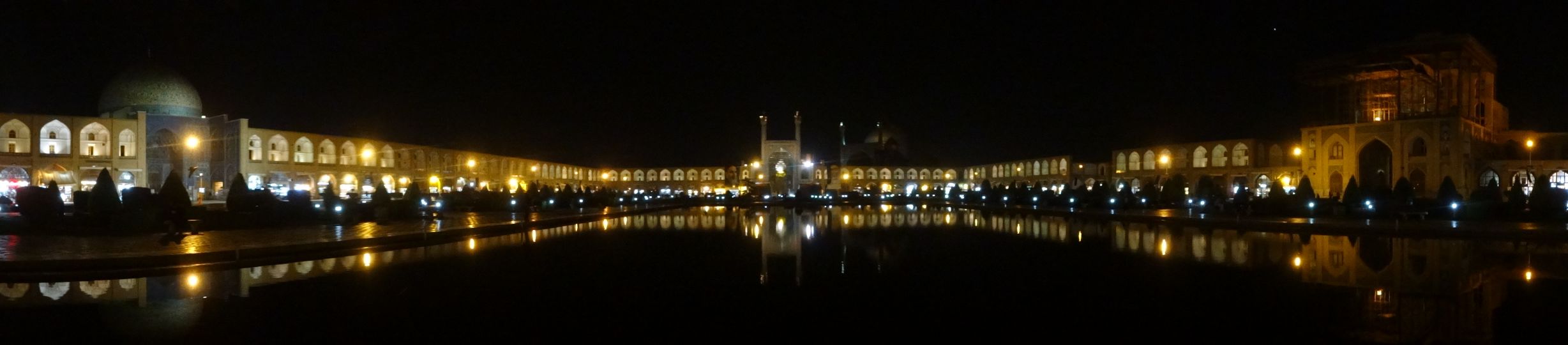 Esfehan - Imam Square reflections at night
