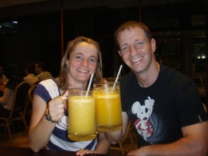 1 L of fresh orange juice mixed with pineapple juice - best juice ever!