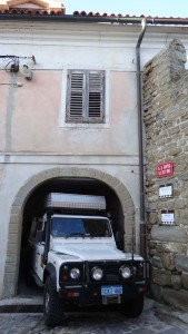 Parking Lara can be a problem as she is so tall with the additional roof top tent and aluminium box. Here she was parked in the old coach house of the parochial house in Piran (Slovenia) as we were visiting friends living there. 