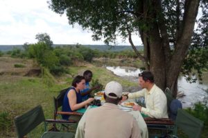 great location for lunch, right on the Mara River