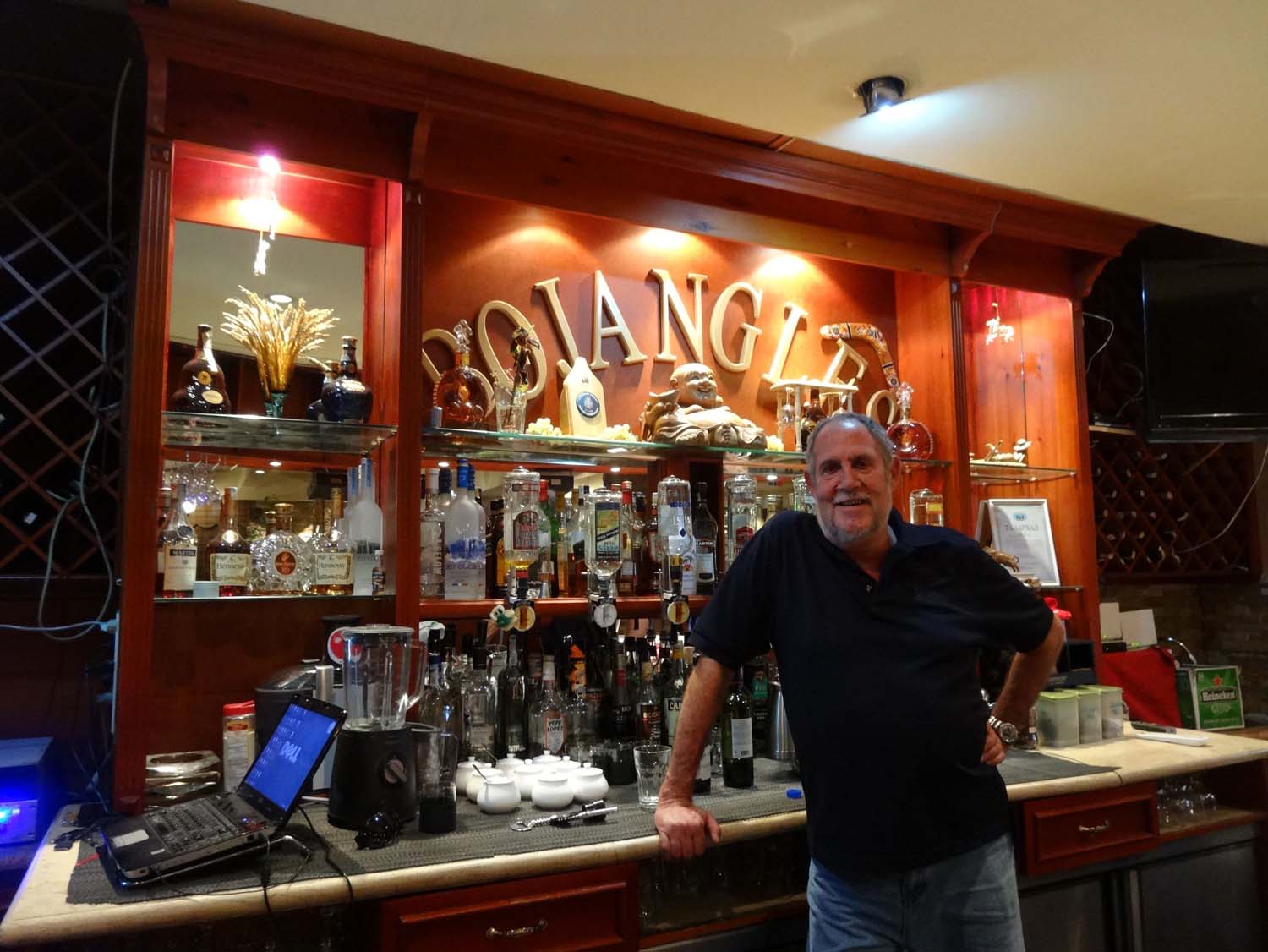 Ian (our saving angel) behind the bar in Bojangles
